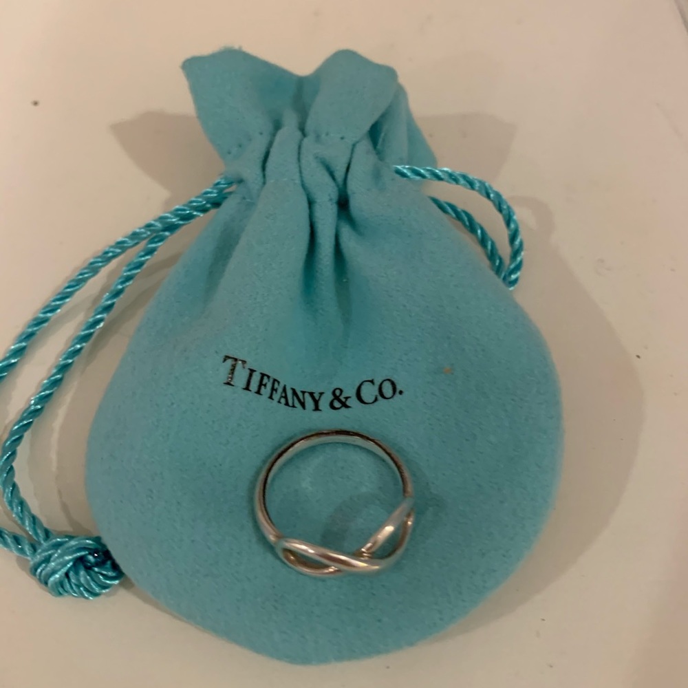 tiffany sterling silver infinity ring size 7